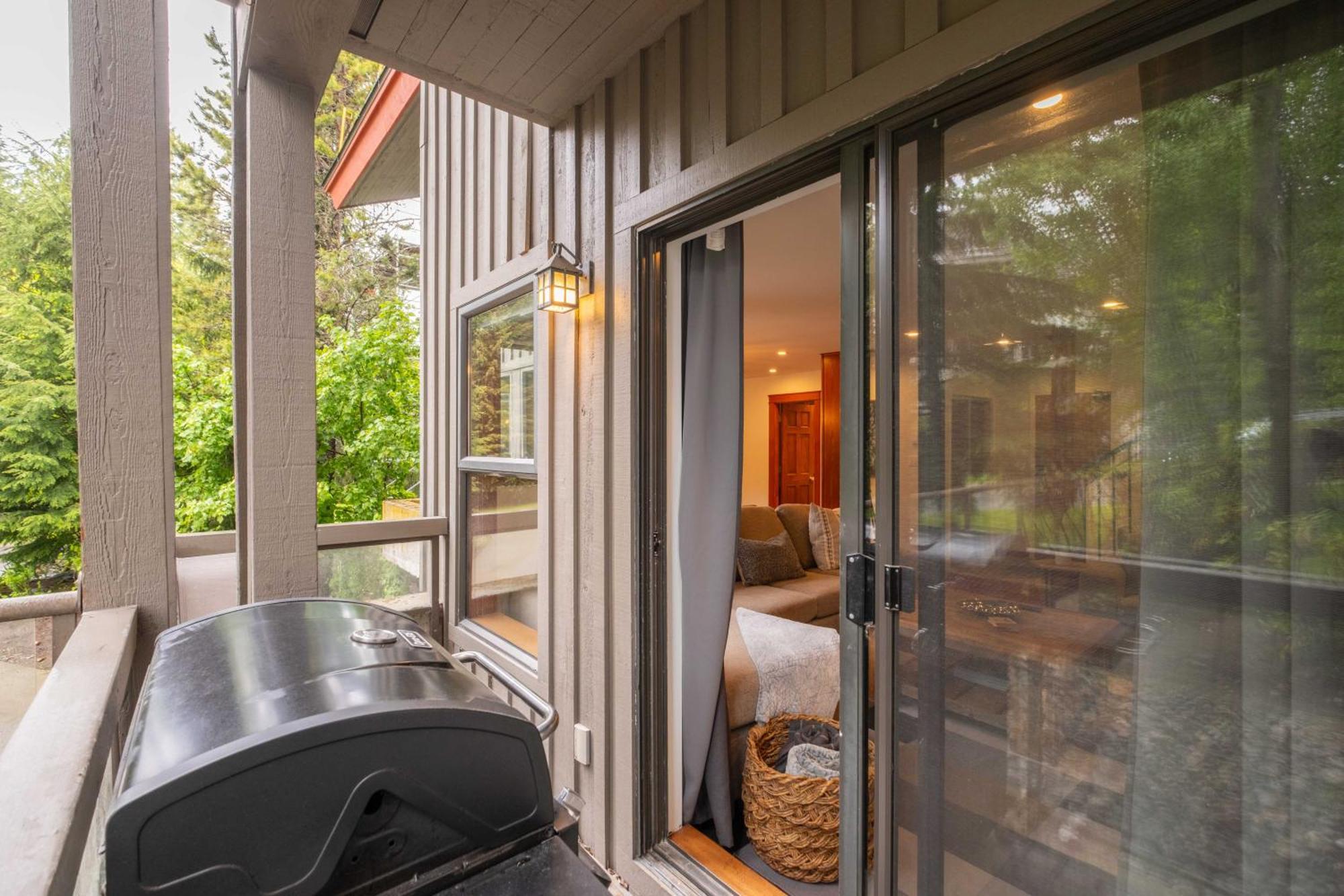 Greyhawk By Outpost Whistler Villa Eksteriør bilde